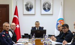 Mersin'de Asayiş Toplantısı: Vali Toros Başkanlığında 874 Aranan Şahıs Yakalandı