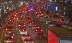 İstanbul'da Derbi Öncesi Trafik Yoğunluğu Yüzde 80'e Ulaştı