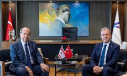 Seçer: “Kıbrıs Davasını Siyaset Üstü Görüyoruz”