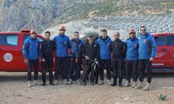 Mersin İtfaiyesinden Nefes Kesen Kurtarma: Keçi Sahiplerine Teslim Edildi