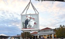 Fethiye’de Sıra Dışı Düğün: Gelin Ve Damat Cam Vitrinde