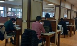 Mersin Üniversitesi Kütüphanesi Dolup Taşıyor