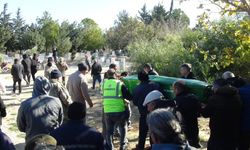 Yangında Ölen 2 Kardeş, Aynı Tabutta Aynı Kabre Defnedildi