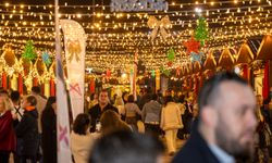 Mersin’de Yeni Yıl Coşkusu Rengarenk Yılbaşı Pazarı ile Yaşanıyor
