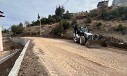 Toroslar Belediyesi’nden Ayvagediği’nden Gözne’ye Yol Çalışması