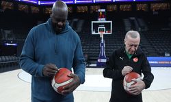 Cumhurbaşkanı Erdoğan, Eski NBA Oyuncusu Shaquille O'neal İle Bir Araya Geldi