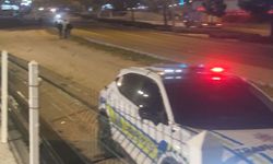 Kaldırıma çarpan motosiklet defalarca takla attı