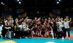 Sultanlar Ligi derbisinde kazanan Eczacıbaşı: VakıfBank’ın serisi sona erdi