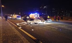 Takla Atan Otomobil, Taksiyle Çarpıştı: 3 Yaralı