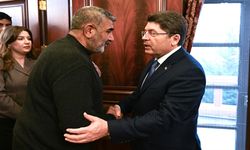 Bakan Tunç Rojin Kabaiş'in Babası ile Görüştü