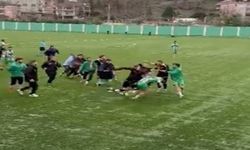 Futbol Sahası Karıştı: Tekme ve Yumruklar Havada Uçuştu