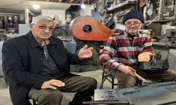 Aynı Makinede Parmaklarını Kaybettiler, Mesleklerinden Vazgeçmediler