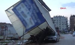 Antalya’da fırtına, sel ve hortum hayatı olumsuz etkiledi