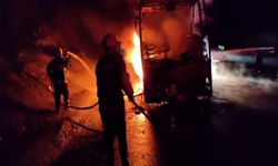 Seyir Halindeki Otobüs Alev Topuna Döndü