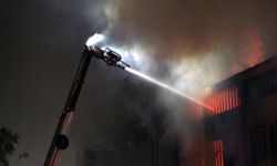 Parke Ve Panel Üretimi Yapılan Fabrikada Yangın