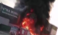 Adana'da Plastik Üretim Tesisinde Yangın Çıktı