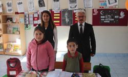 Mut’ta 2 Öğrencili Okulda Karne Sevinci