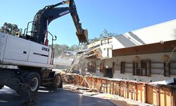 Kaçak Yapıların Yıkımına Devam Ediliyor