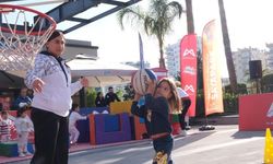 Mersin Sayapark AVM'de Çocuklara Yönelik Sportif Etkinlik