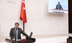 Mehmet Emin Ekmen'den Tarsus Uyarısı: "Çözüm Sokakta Değil, Siyasettedir"