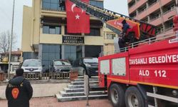 Türk Bayrağı Saldırısına Tepki: İş Yerleri Türk Bayraklarıyla Donatıldı