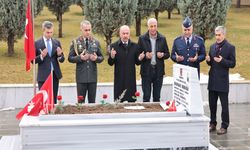 Azerbaycanlı Askeri Heyetten Şehit Burak İbbiği’ne Vefa Ziyareti