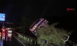 Direksiyon Hakimiyeti Kayboldu, Yardım İçin Duran Araç da Şarampole Uçtu