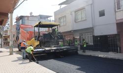 Akdeniz Belediyesi’nden 65 Mahallede Kapsamlı Yol ve Asfalt Çalışması