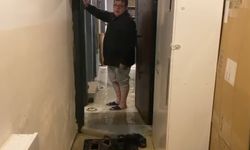 Sağanakla Birlikte Ev ve İş Yerlerini Su Bastı