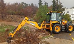 Toroslar Belediyesi Yağışlara Karşı Sahada