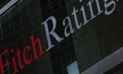 Fitch, Türkiye'nin Kredi Notunu Pozitife Çevirdi