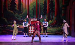 Mersin DOB’dan Çocuklara Rengarenk Bir Müzikal: “Kuklacı”