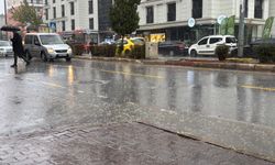 Mersin’de Sağanak Yağış Etkisini Sürdürüyor
