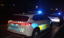 Yol kenarında park halindeki minibüste ölü bulundu