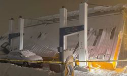 Akaryakıt İstasyonunun Çatısı Çöktü: 8 Kişi Yaralandı