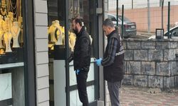 Şanlıurfa'da Kar Maskeli 3 Kişi Kuyumcu Dükkanı Soydu