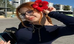 Yolcu Otobüsü Kazasında Hayatını Kaybeden Sudem Çakmak Toprağa Verildi