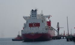 Bakan Bayraktar'dan Ertuğrul Gazi FSRU Gemisi Paylaşımı