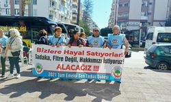 Mersin’de Emekliler Sokakta Haklarını İstiyor