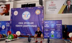 Okul Sporları Halter Gençler A/B Türkiye Birinciliği, Mersin'de Tamamlandı