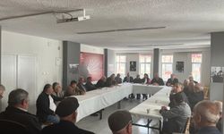 Tarsus CHP İlçe haftalık toplantısı Yusuf Tıbık başkanlığında yapıldı