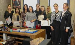 Mersin’de Tip 1 diyabet eğitimi veren doktorlara teşekkür