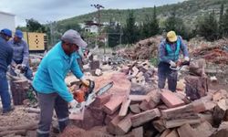 Silifke'de 400 vatandaşa odun desteği