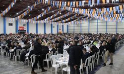 AK Parti Mersin İl Başkanlığı’ndan geleneksel iftar programı