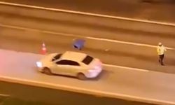 Otoyolda Karşıdan Karşıya Geçmeye Çalışırken Tır'ın Altında Kaldı