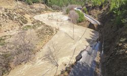 Antalya Gazipaşa’da Yoğun Yağış Hayatı Olumsuz Etkiledi