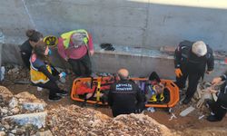 İnşaat işçisi 3 metre yükseklikten düştü