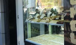 Adana'da kuyumcu soygunu: 4 bilezik çalan şüpheli kayıplara karıştı