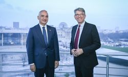 Bakan Ersoy, Almanya Kültür Bakanı Weimer ile Bir Araya Geldi
