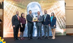 Mersin Büyükşehir Belediye Başkanı Seçer Toros Rotary Meslek Hizmetleri Ödül Töreni’ne Katıldı